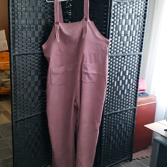 SHEIN Pants - NWOT PINK CORDUROY OVERALLS SIZE 5X